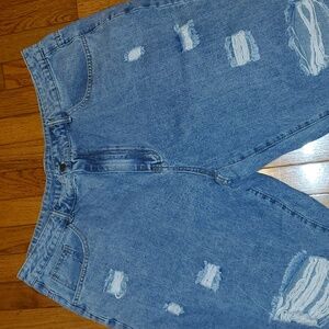 Shein Curve  Size 3X distress jeans